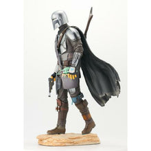 Diamond Select Star Wars The Mandalorian W/Child Premier Collection Statue *Pre-Order* - First Form Collectibles